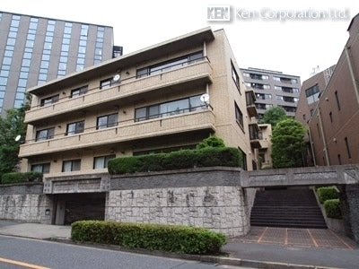青山ガーデンフラッツ
