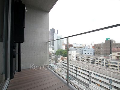 2006040382_P11
