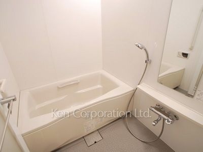 2007041064_P7