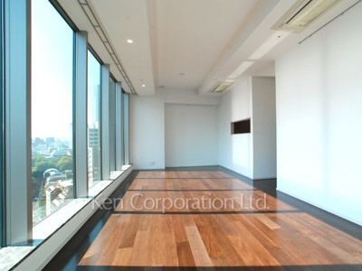 2008090789_P2