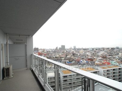 2010010286_P12