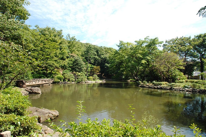 Arisugawa-no-miya-Memorial Park（Approx. 360m/5min）