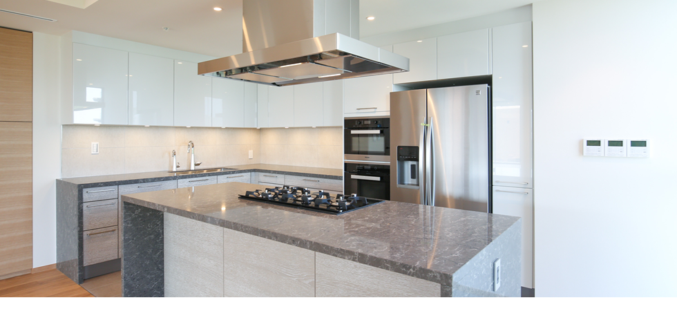 System kitchen Häcker (made in Germany)*The image shows a 4 bed.