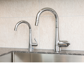 Kitchen faucet (with built-in water filter)