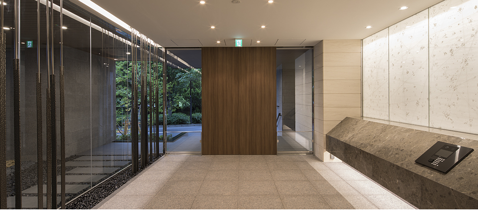 Entrance hall （Photo: Yuichi Higurashi）