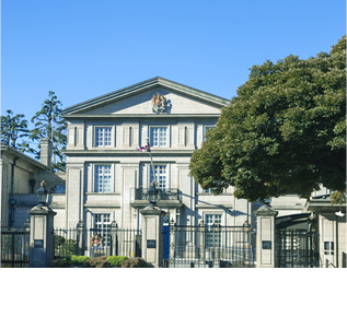 British Embassy:Approx. 300 m/4-minute walk