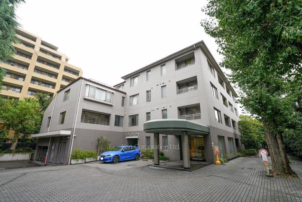 KK　知多14 2022 Kawasaki Ninja® ZX™-6R KRT Edition | Motorcycle.com