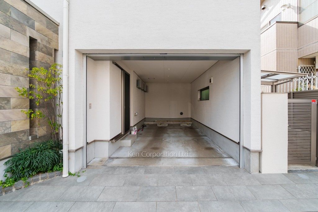 東玉川2丁目ビルトインガレージ付きの家