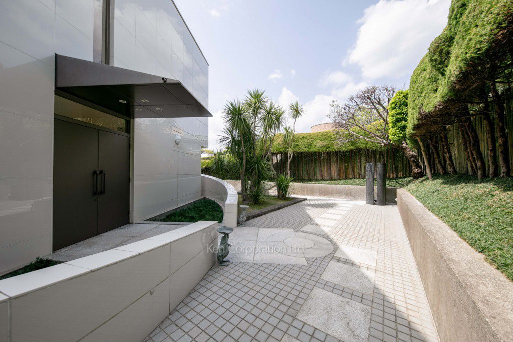 海の見える披露山庭園住宅 Kenの高級マンション情報