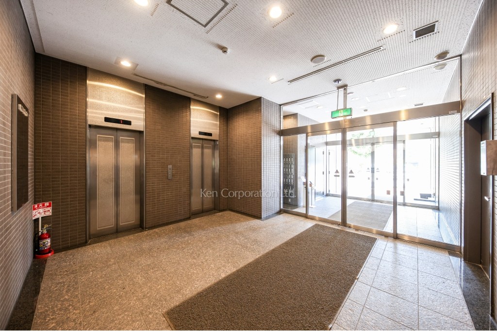 新横浜メグロビル