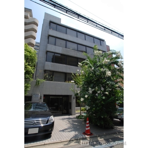 ワールドタイムズビル