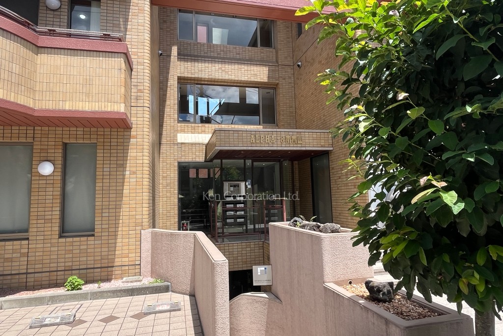 アルファエイト南青山