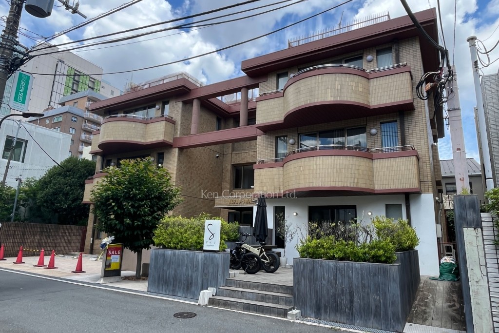 アルファエイト南青山