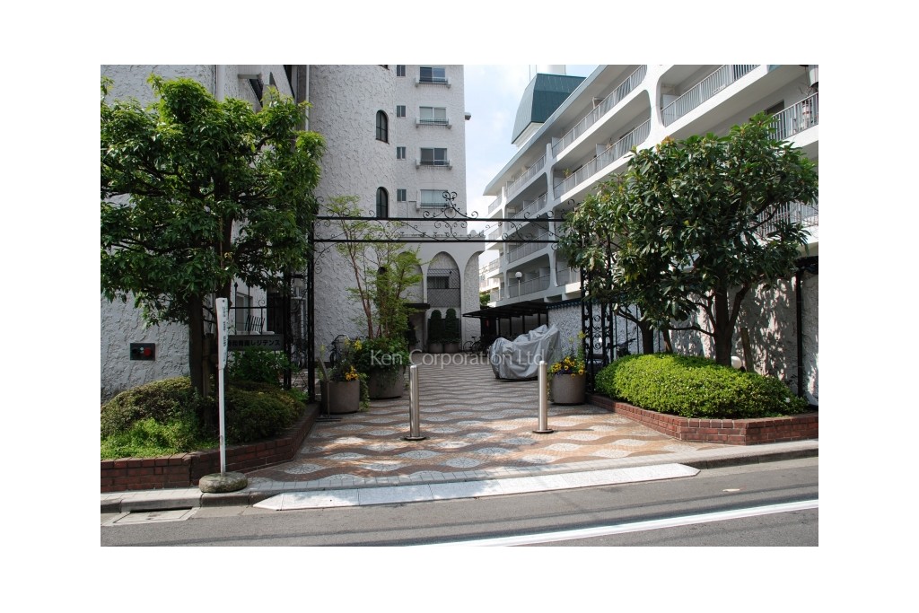 秀和青南レジデンス