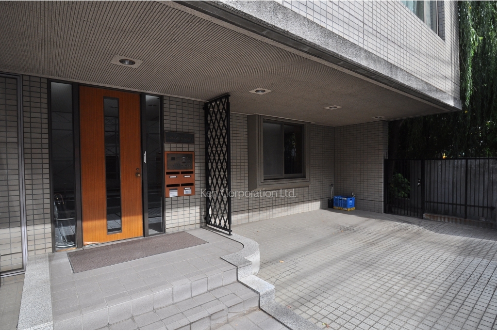 トリプレックスヤナギワラ