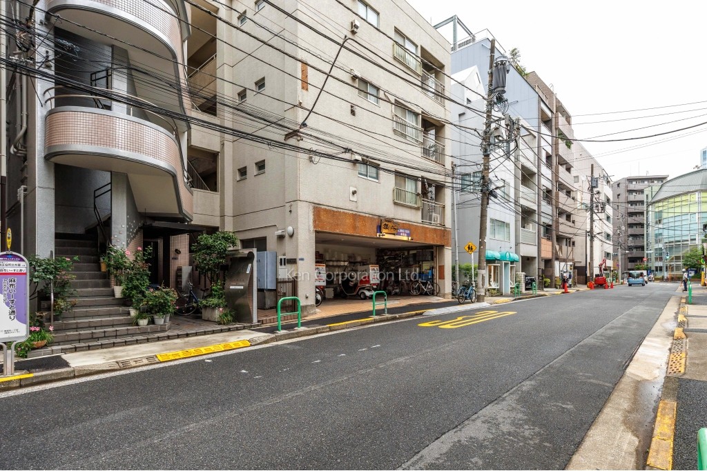 エスファイン