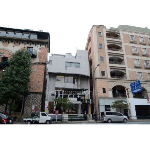 エルファーストビル