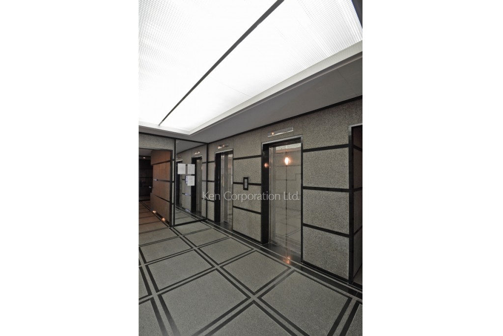 Land work青山ビル