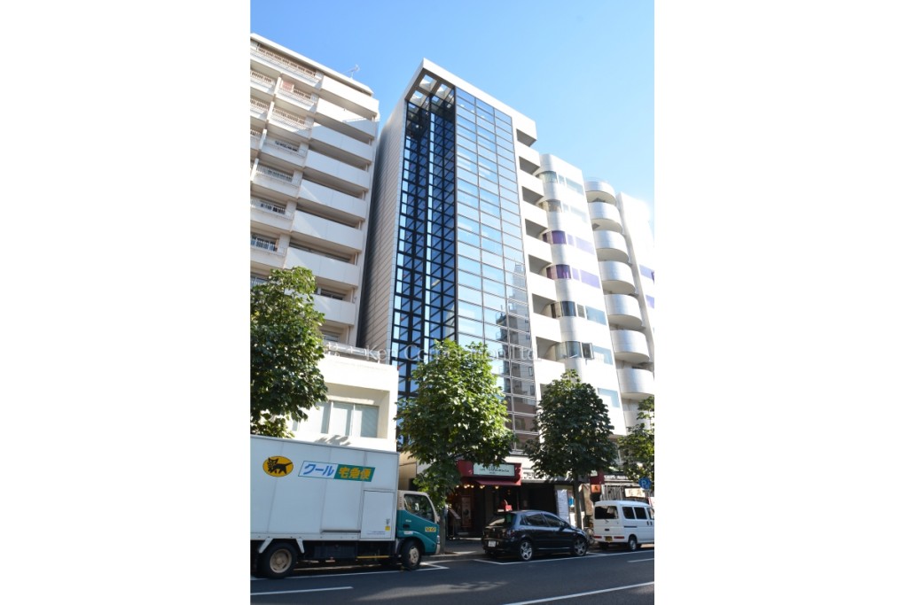 Land work青山ビル