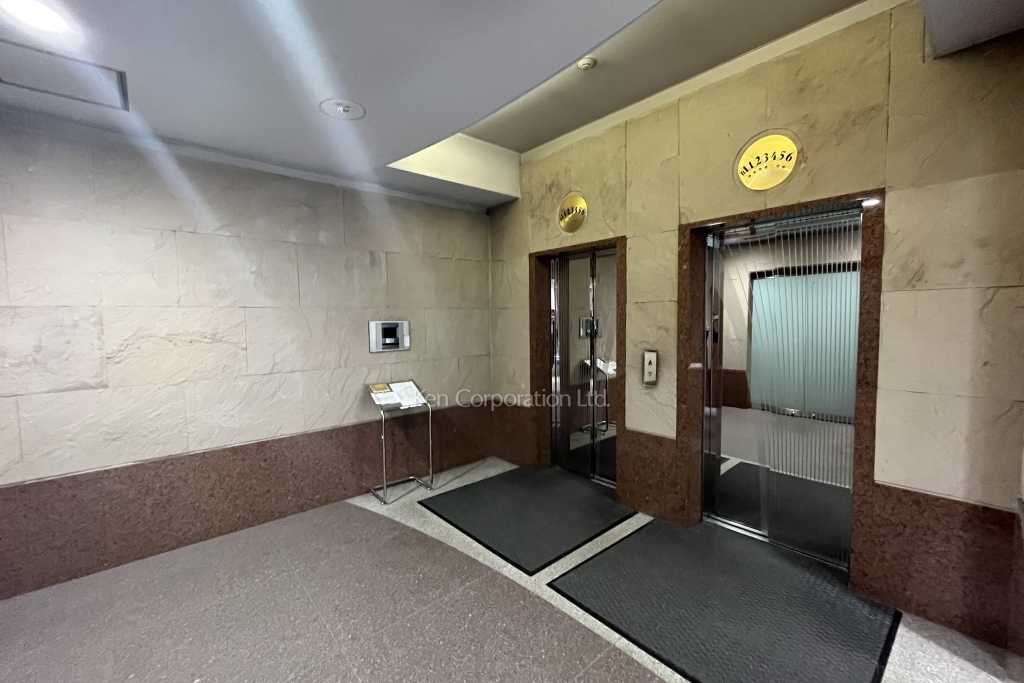 青山コンパルビル