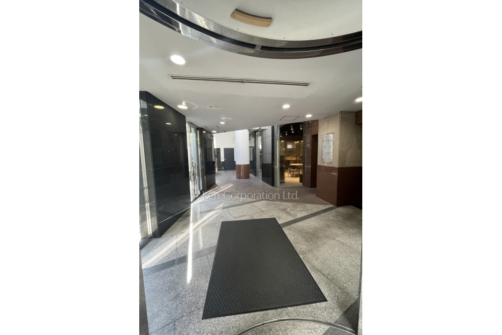 青山コンパルビル