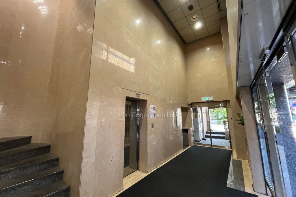 プラスアストルビル