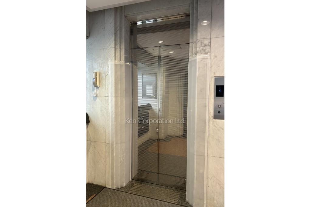 プレクスビルディング