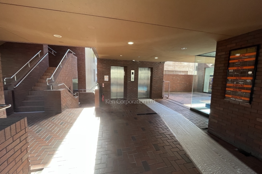 南青山SOビル FROM1-st