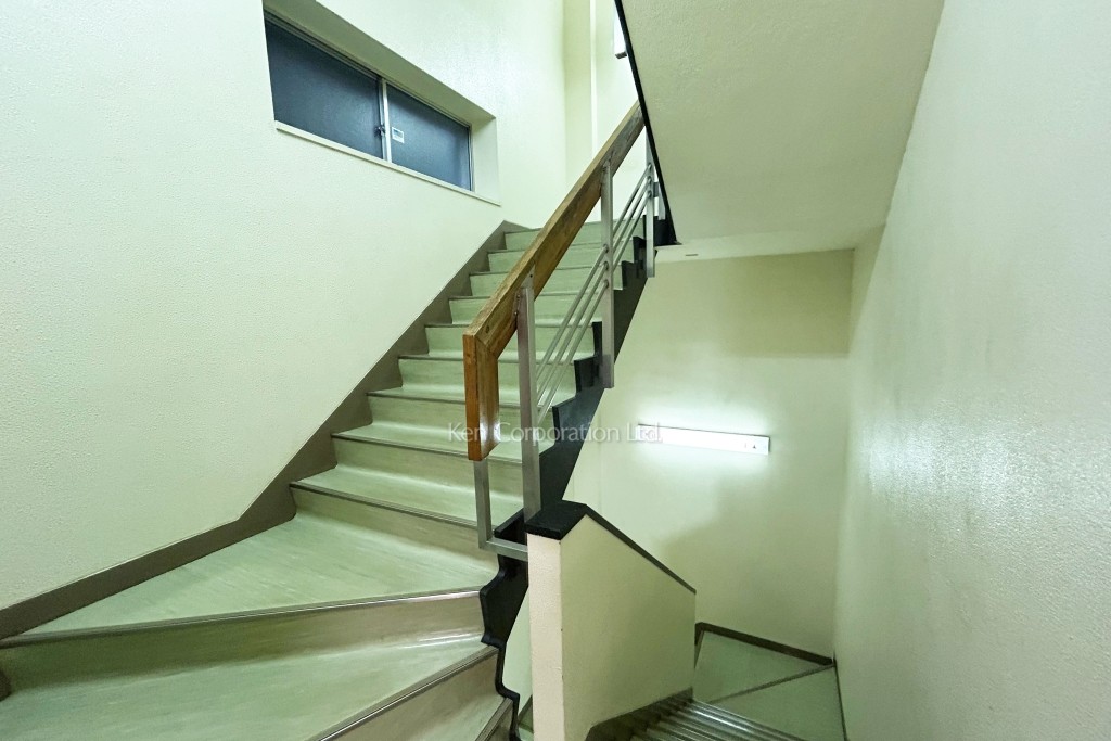 西新橋光和ビル