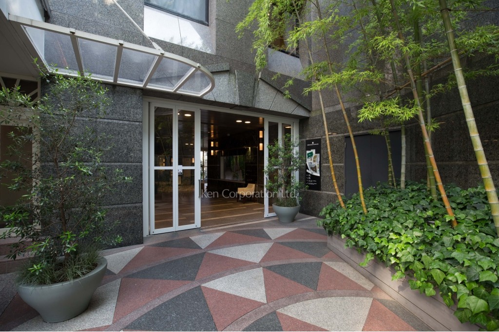 リビエラ南青山ビル