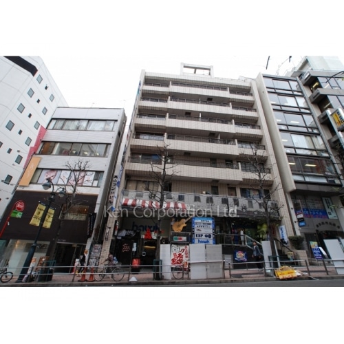 高山ランドビル