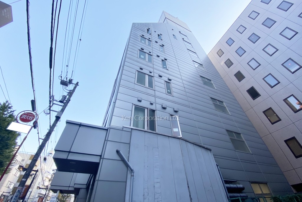 京王初台駅ビル