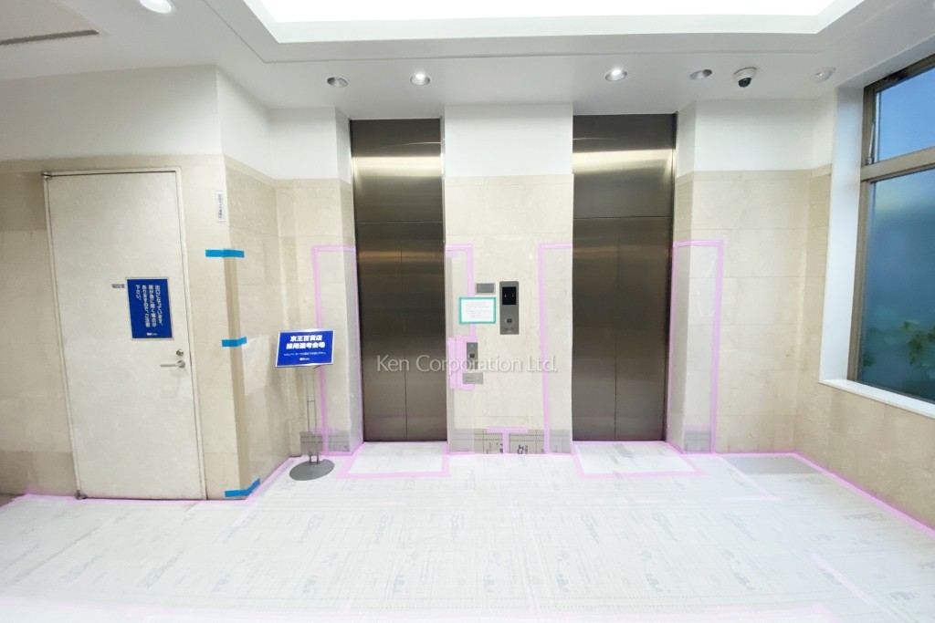 京王初台駅ビル