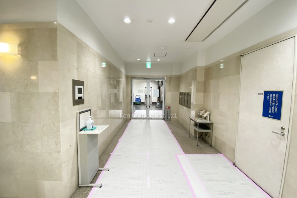 京王初台駅ビル