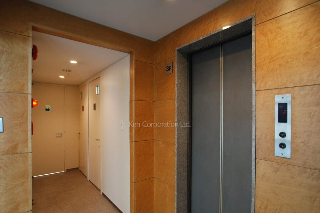 ＶＩＣＴＯＲＩＡ　ＣＥＮＴＥＲ