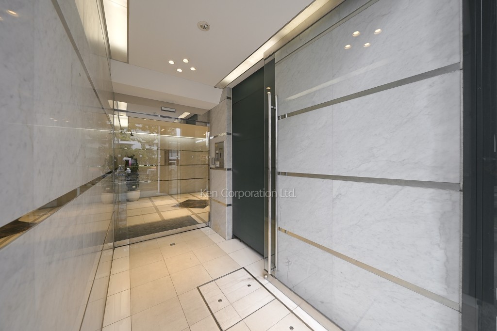 ＶＩＣＴＯＲＩＡ　ＣＥＮＴＥＲ