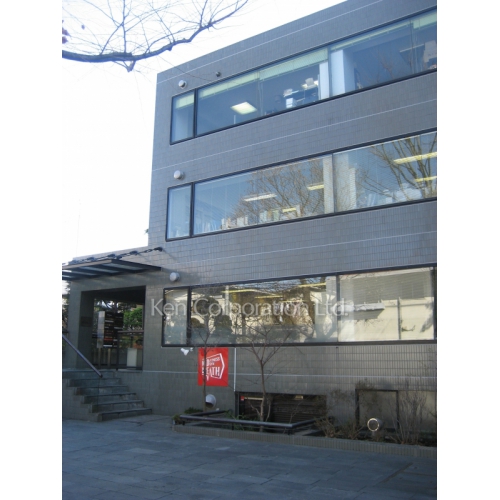 アーバンビルサカス8