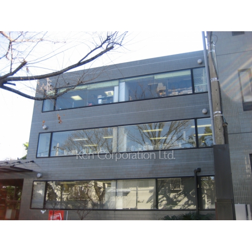 アーバンビルサカス8