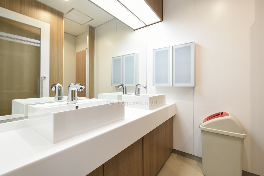 いちご新川ビル