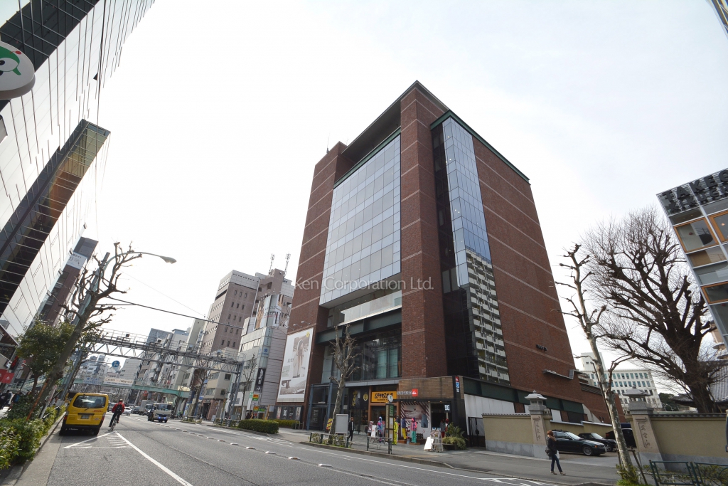 神宮前メディアスクエア