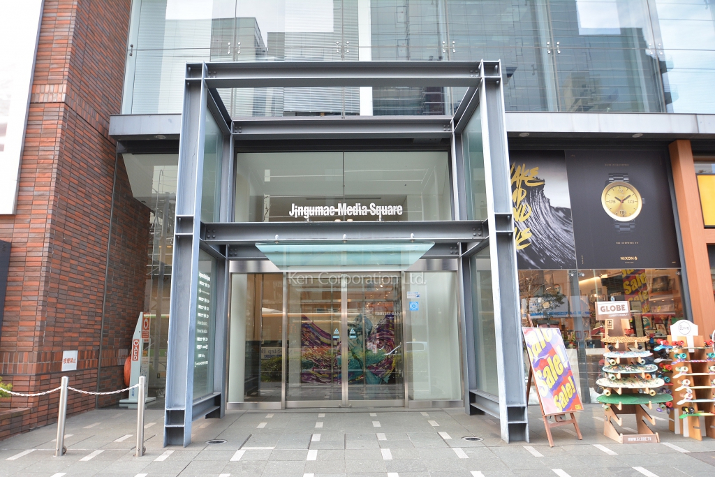 神宮前メディアスクエア