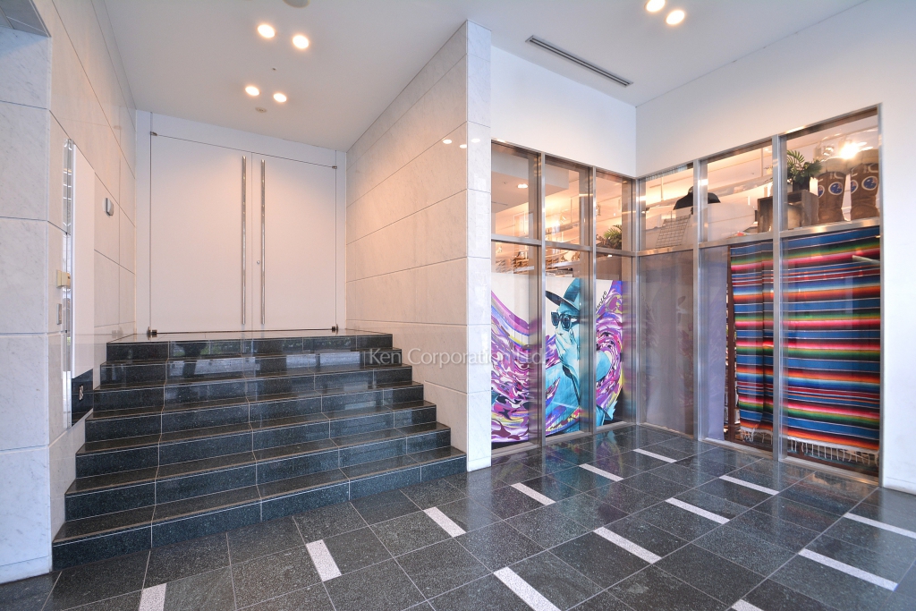 神宮前メディアスクエア