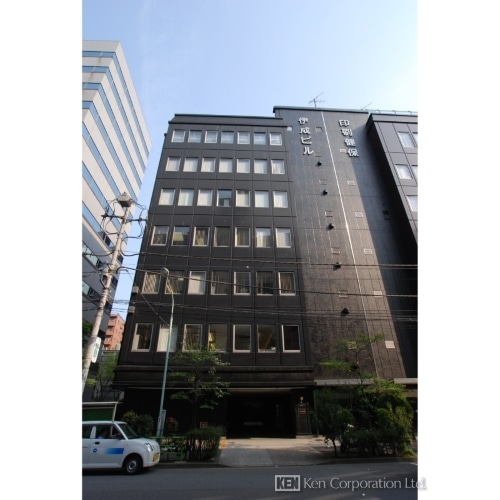 伊成ビル（イナリビル）