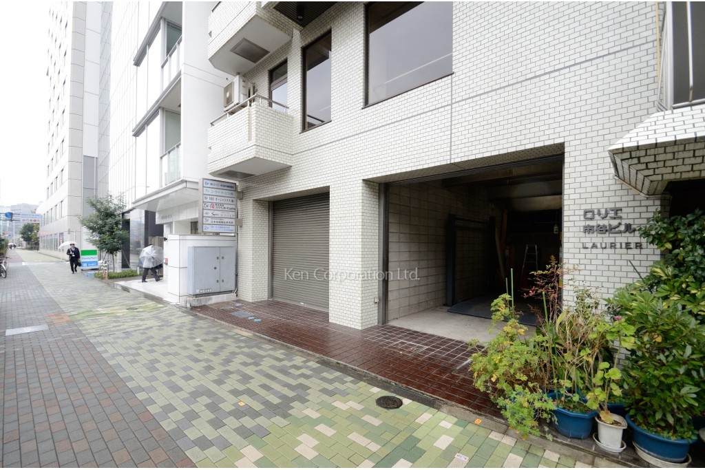 ロリエ市谷ビル