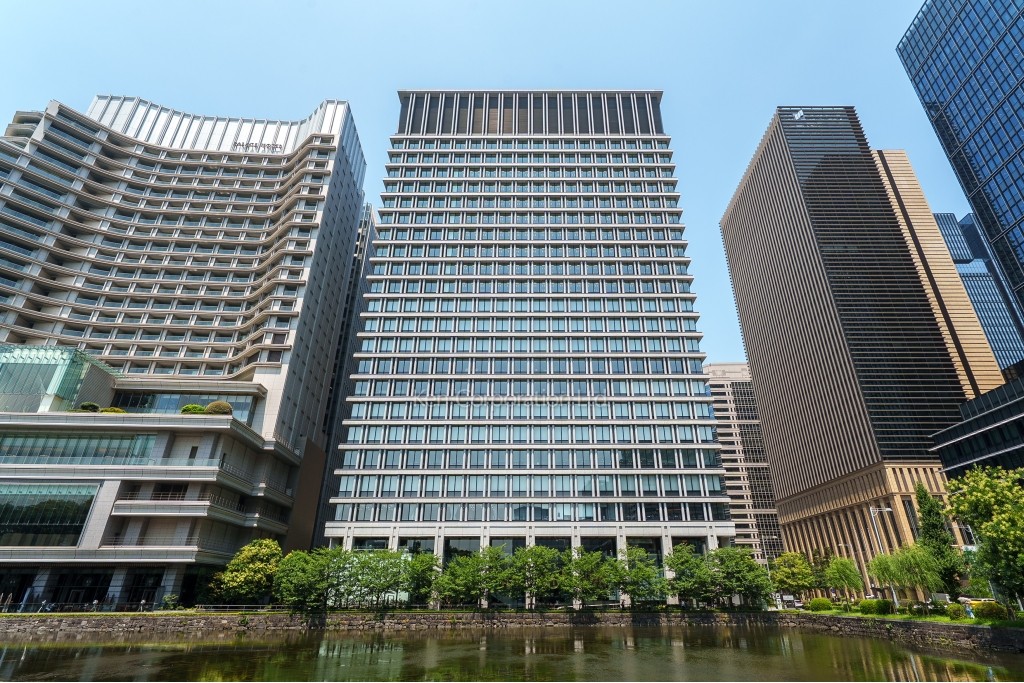 日本生命丸の内ガーデンタワー