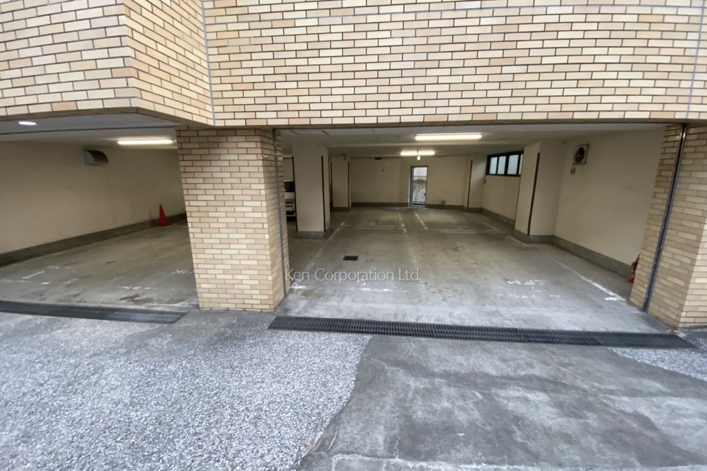 いちご聖坂ビル