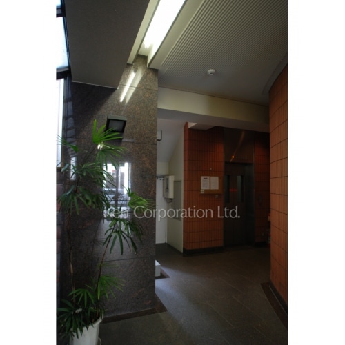 赤レンガ通りビル