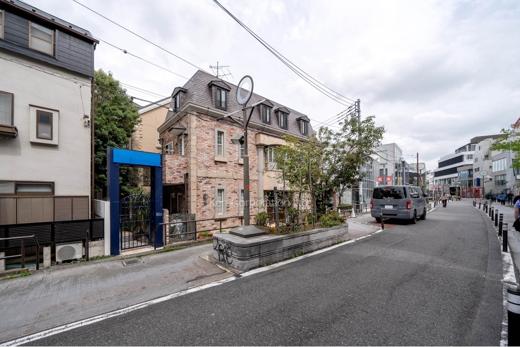 キャットハウス