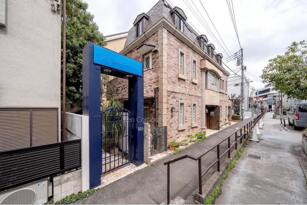 キャットハウス