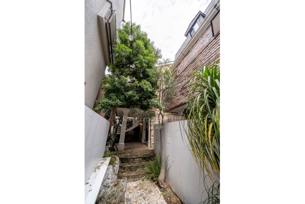 キャットハウス